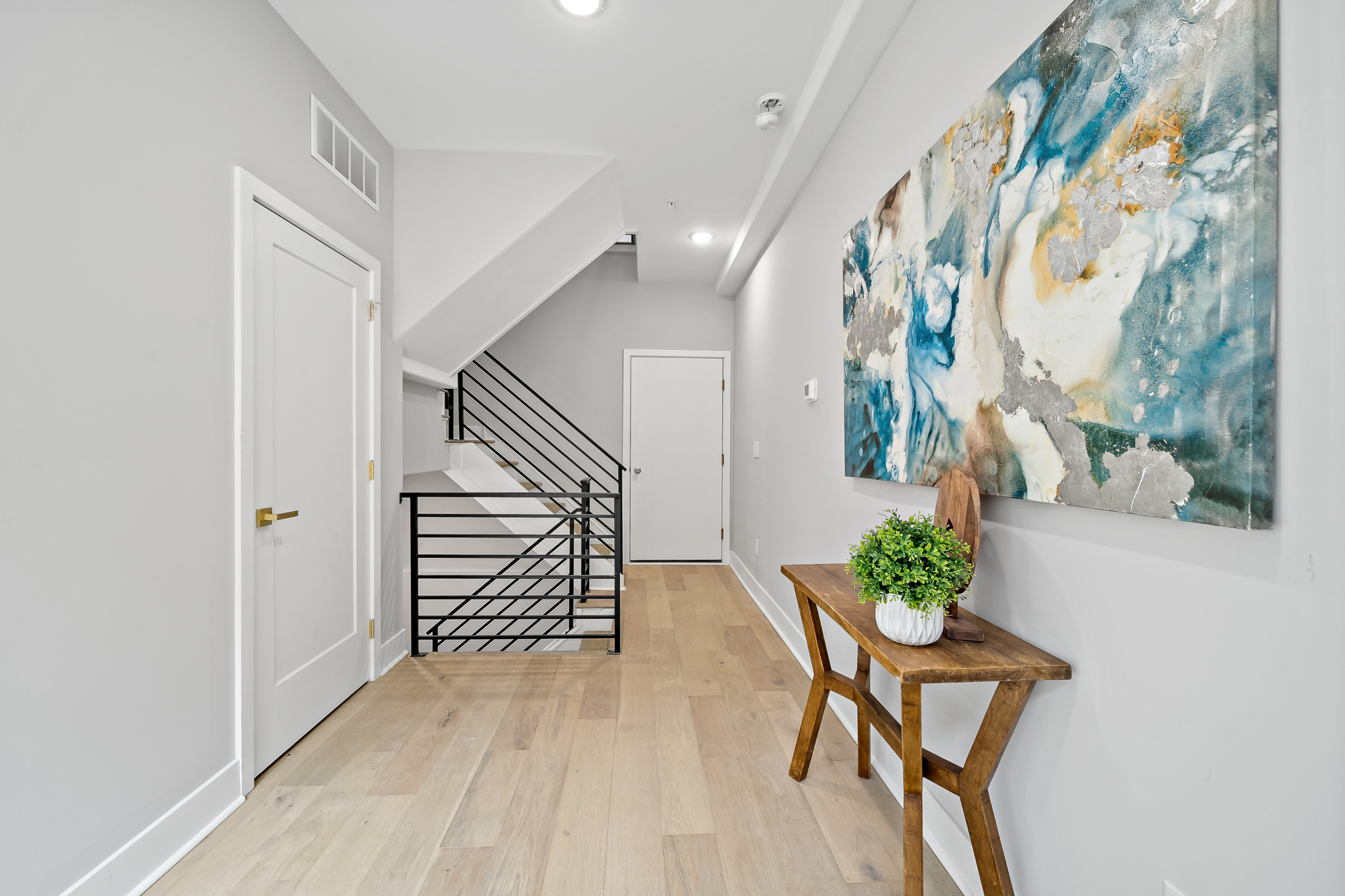 1805 E Moyamensing Ave-01