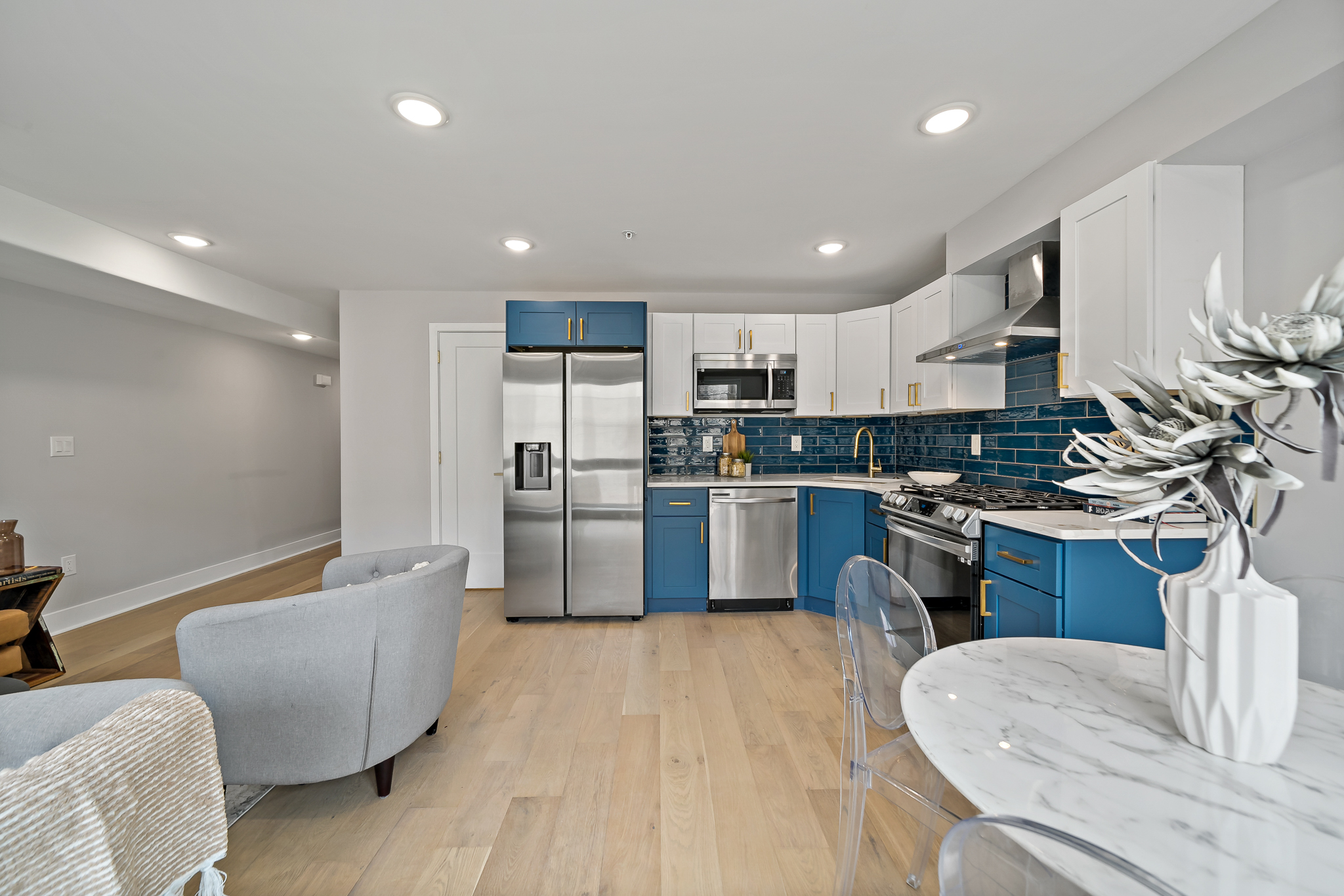 1805 E Moyamensing Ave-07