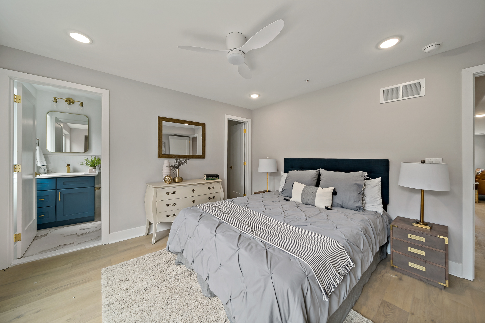 1805 E Moyamensing Ave-13