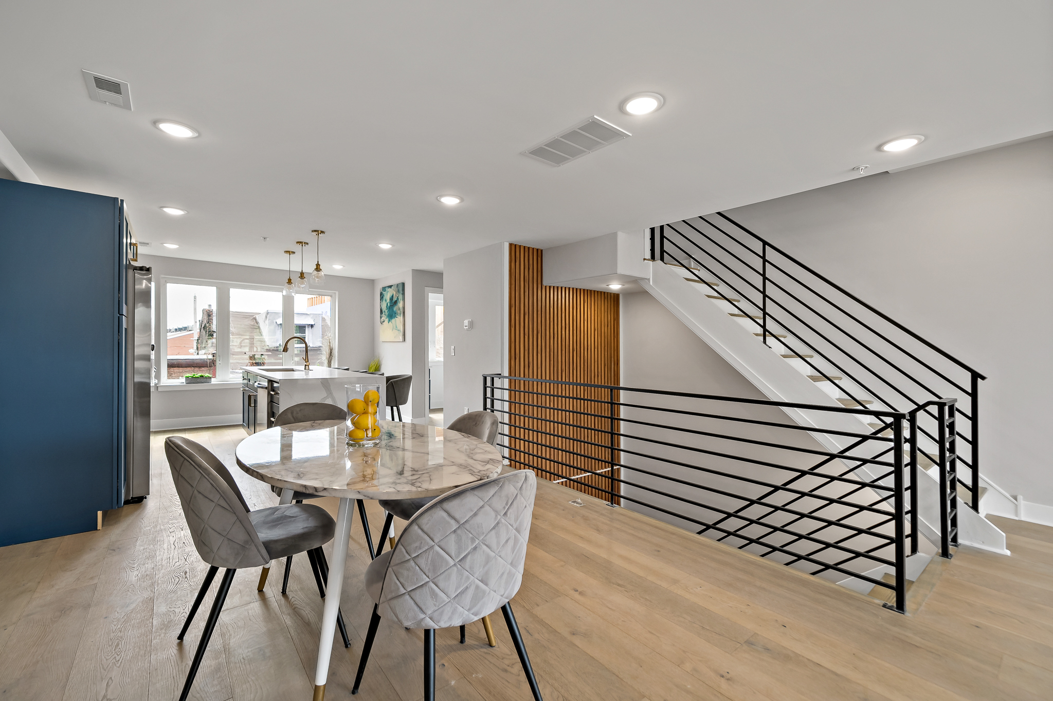 1805 E Moyamensing Ave-23